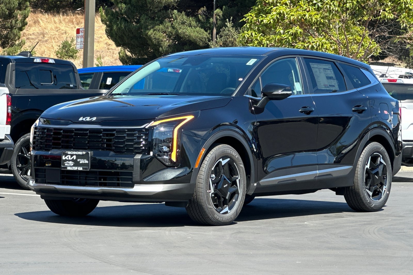 New 2027 Kia Sportage EX FWD image 9
