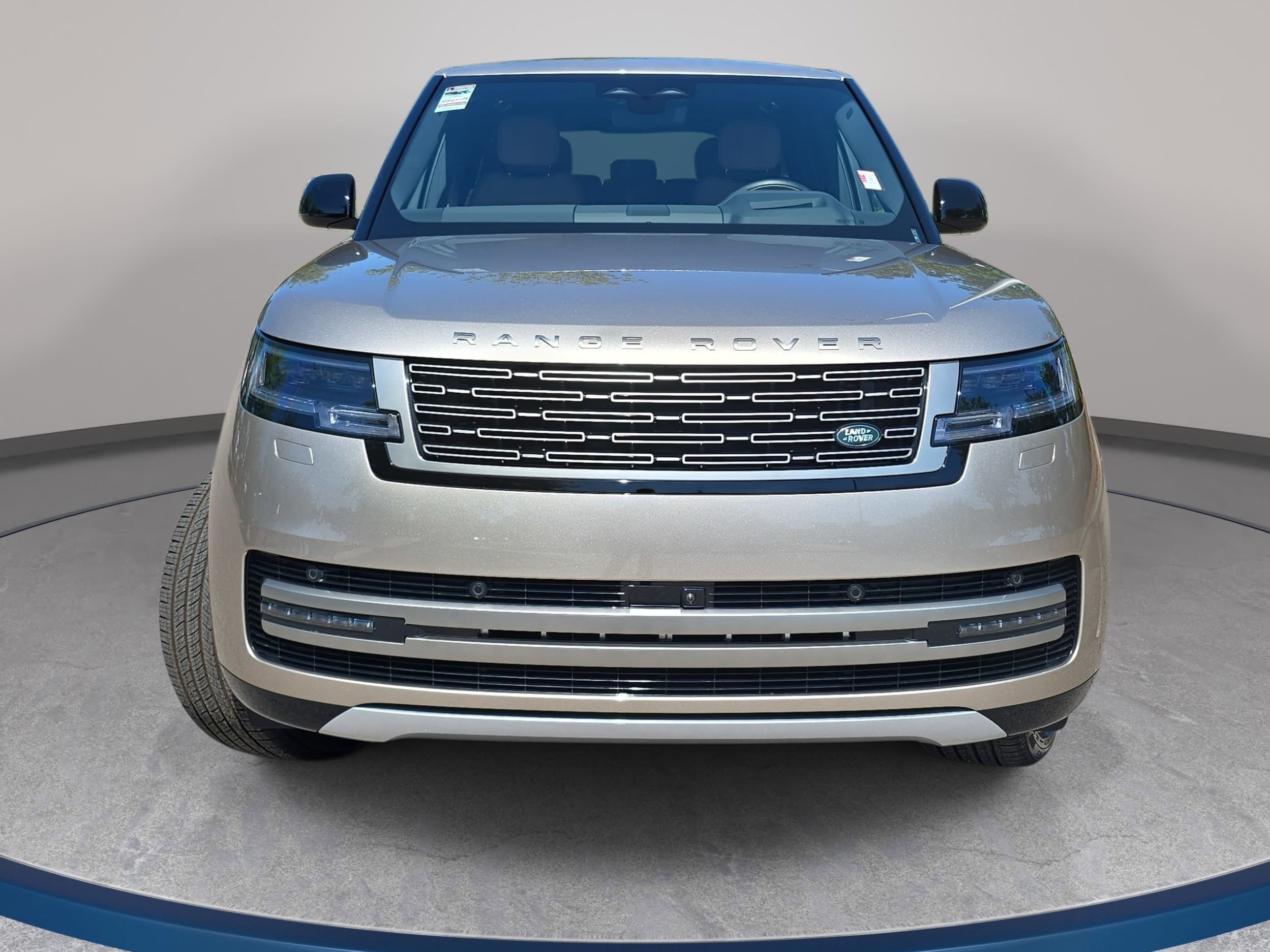 New 2026 Land Rover Range Rover Long Wheelbase SE AWD/4WD image 2