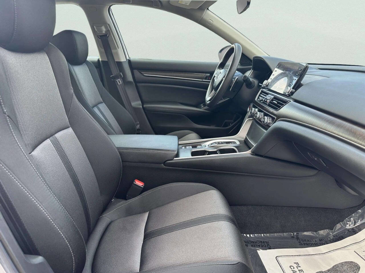 Used 2021 Honda Accord EX image 22