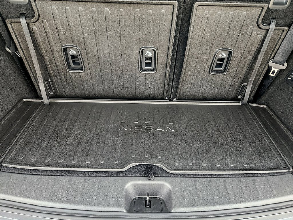 New 2026 Nissan Pathfinder Platinum AWD/4WD image 28