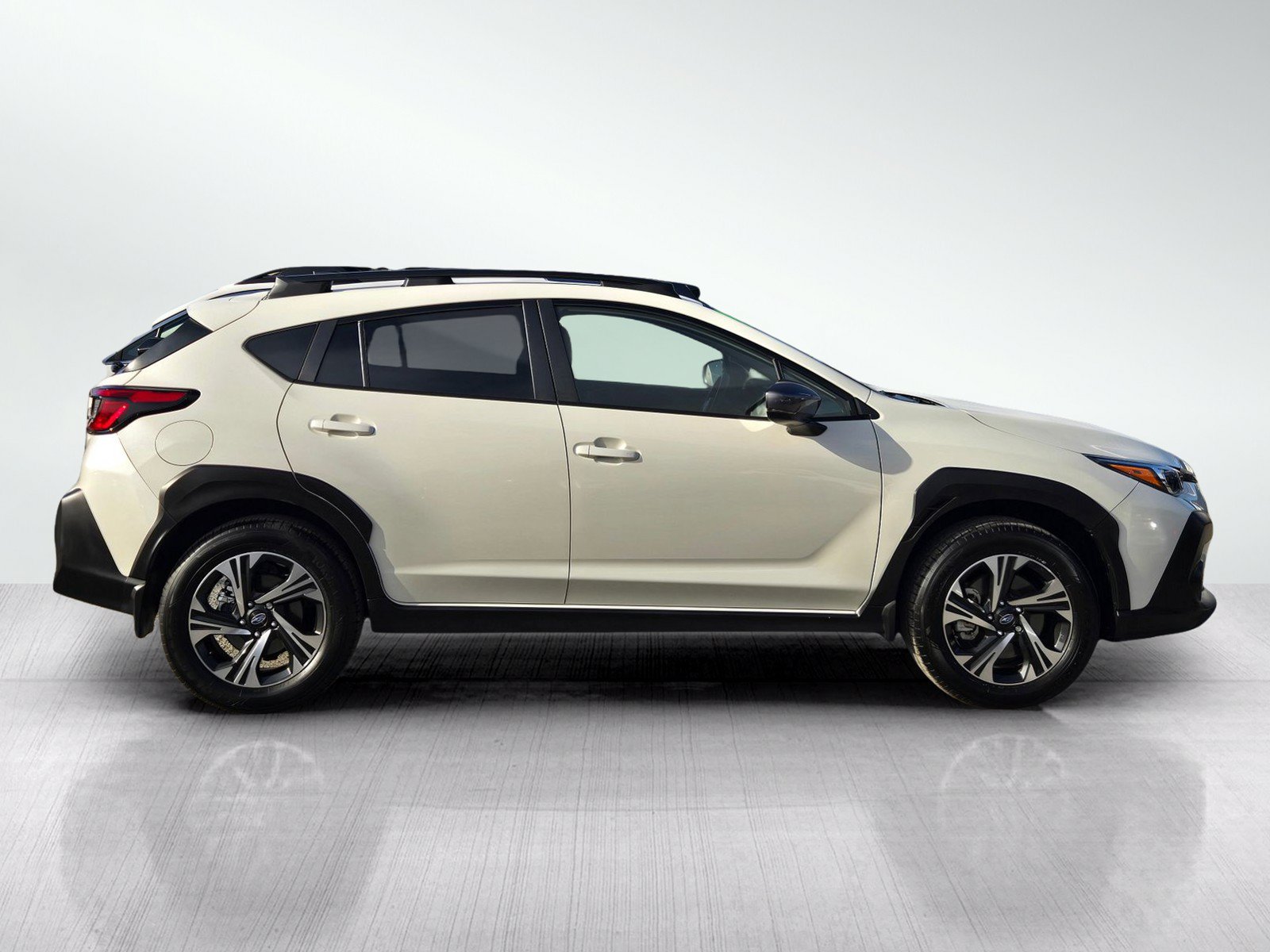 Used 2024 Subaru Crosstrek 2.0i Premium AWD/4WD image 3