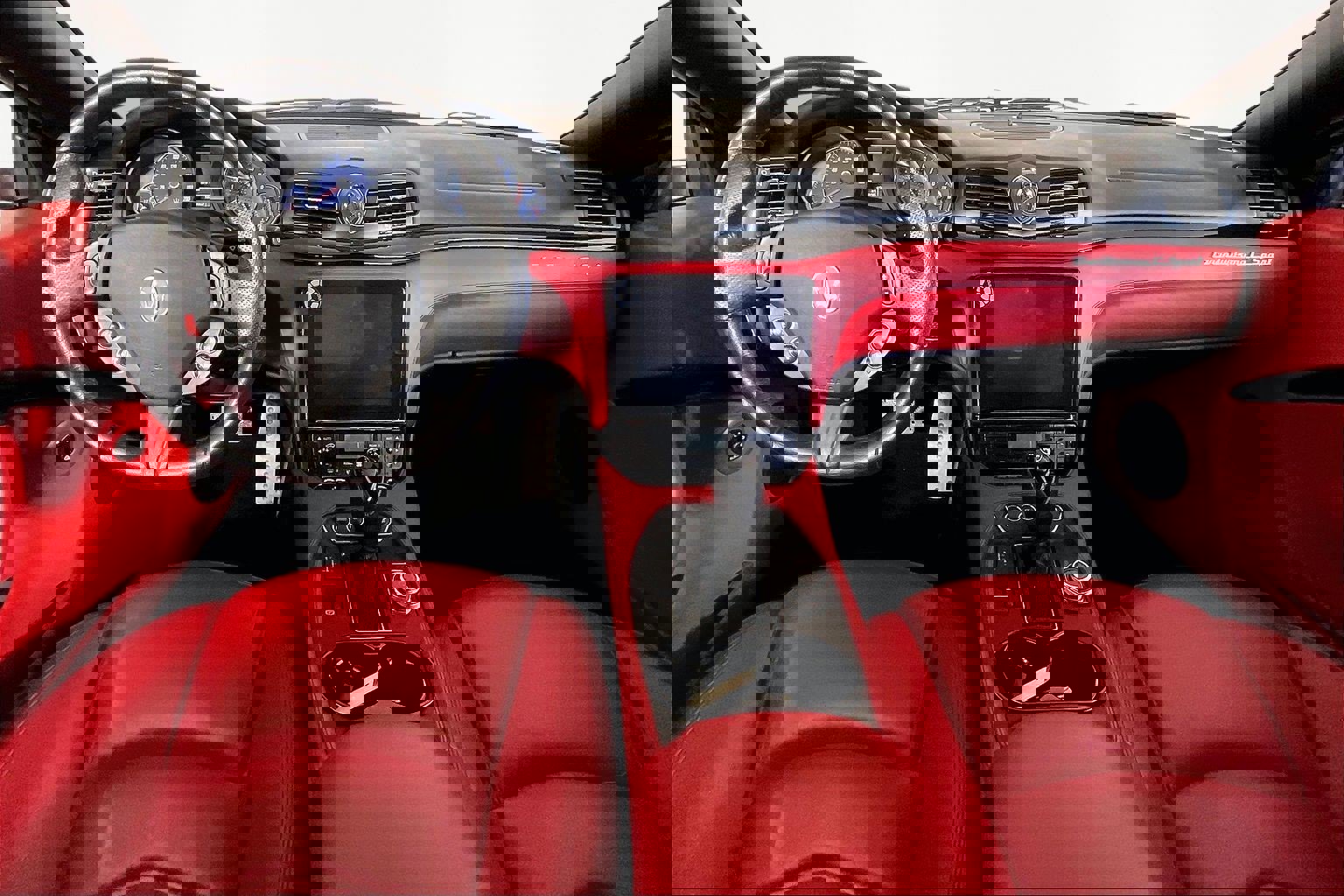 Used 2018 Maserati GranTurismo Convertible image 16