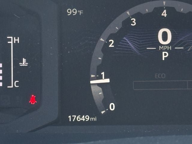 Used 2026 Toyota 4Runner SR5 AWD/4WD image 15
