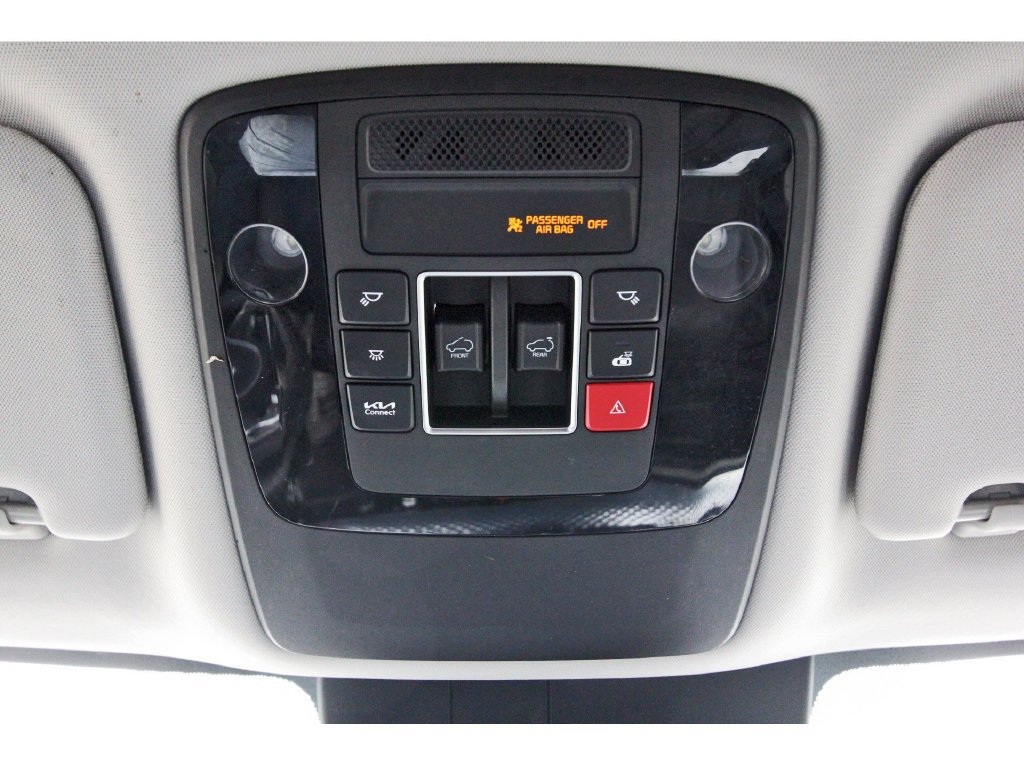 Used 2024 Kia Carnival SX Prestige FWD image 25