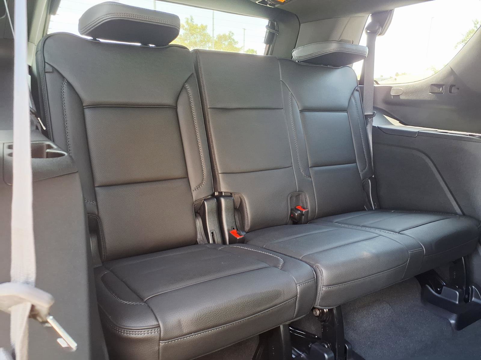 Used 2024 GMC Yukon Denali w/ Advanced Technology Package AWD/4WD image 15