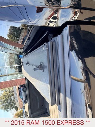 Used 2015 RAM 1500 Express image 10