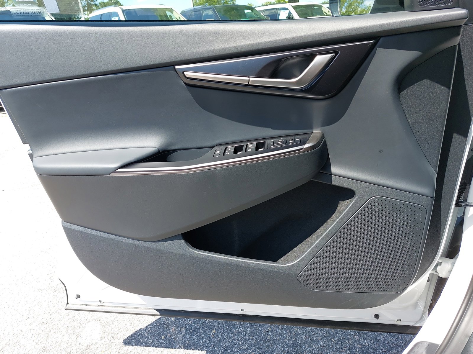 New 2025 Kia EV6 Light w/ Light LR Technology Package image 27