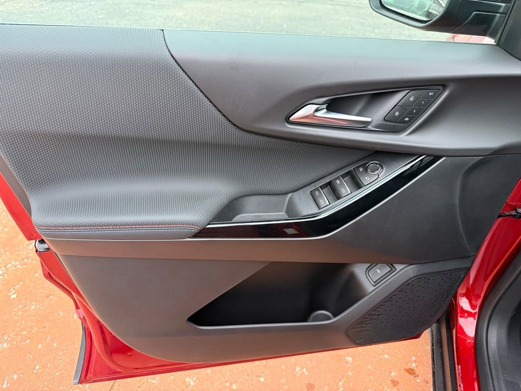 New 2026 Chevrolet Equinox RS w/ Convenience Package III image 9