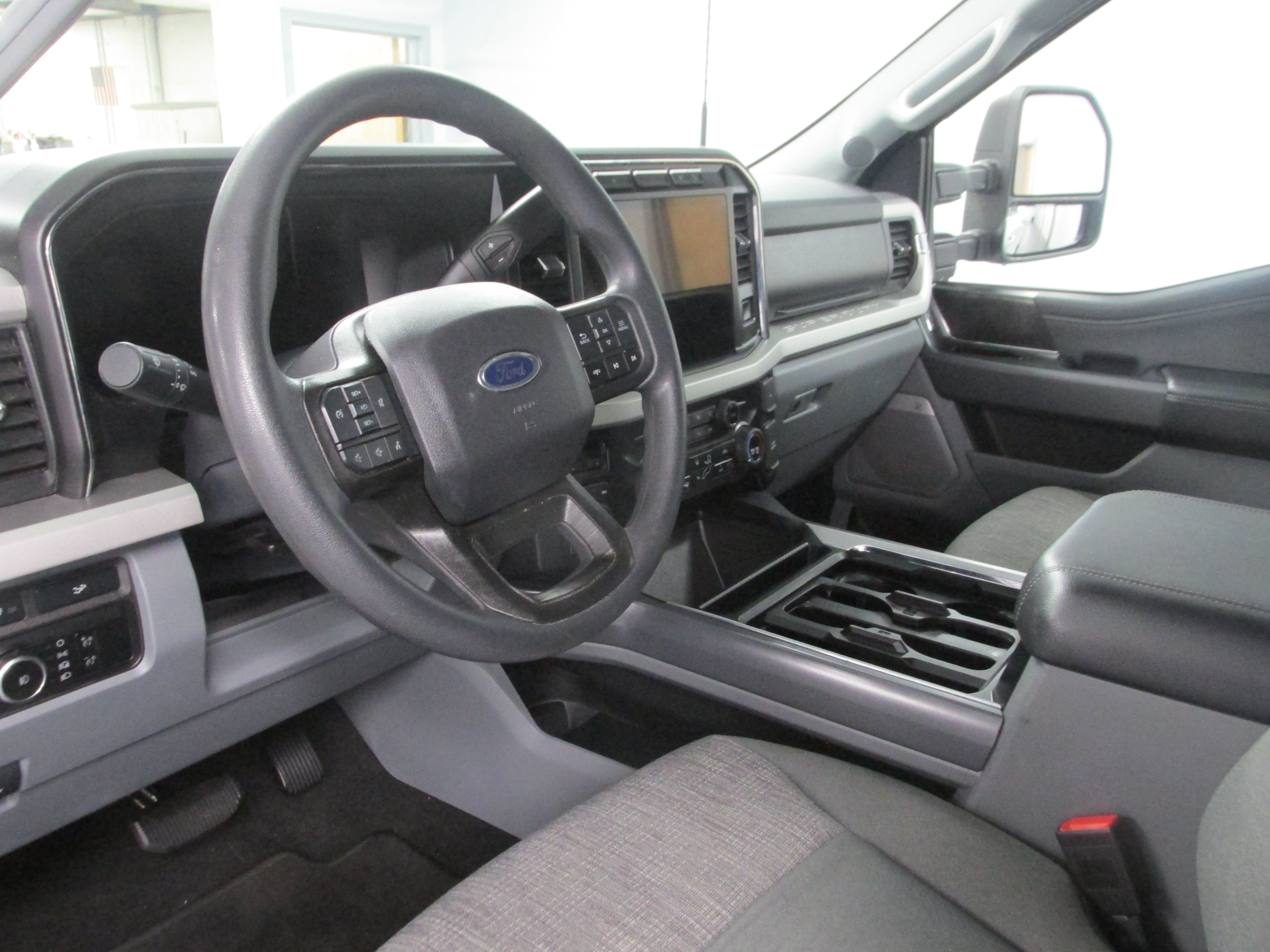 Used 2024 Ford F250 XLT w/ XLT Premium Package AWD/4WD image 24