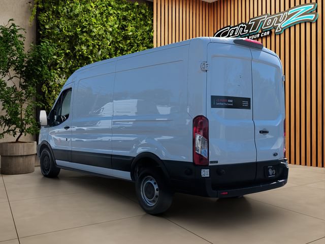 Used 2018 Ford Transit 250 148 Medium Roof RWD image 5