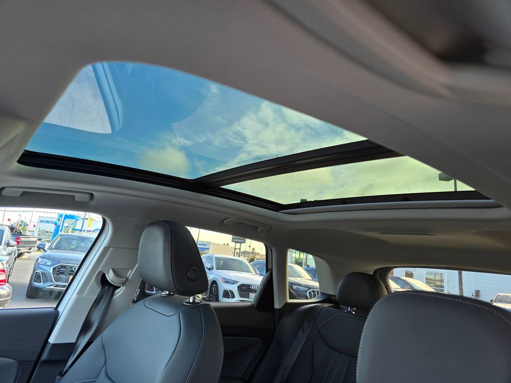 New 2026 Audi Q3 quattro 2.0T image 5