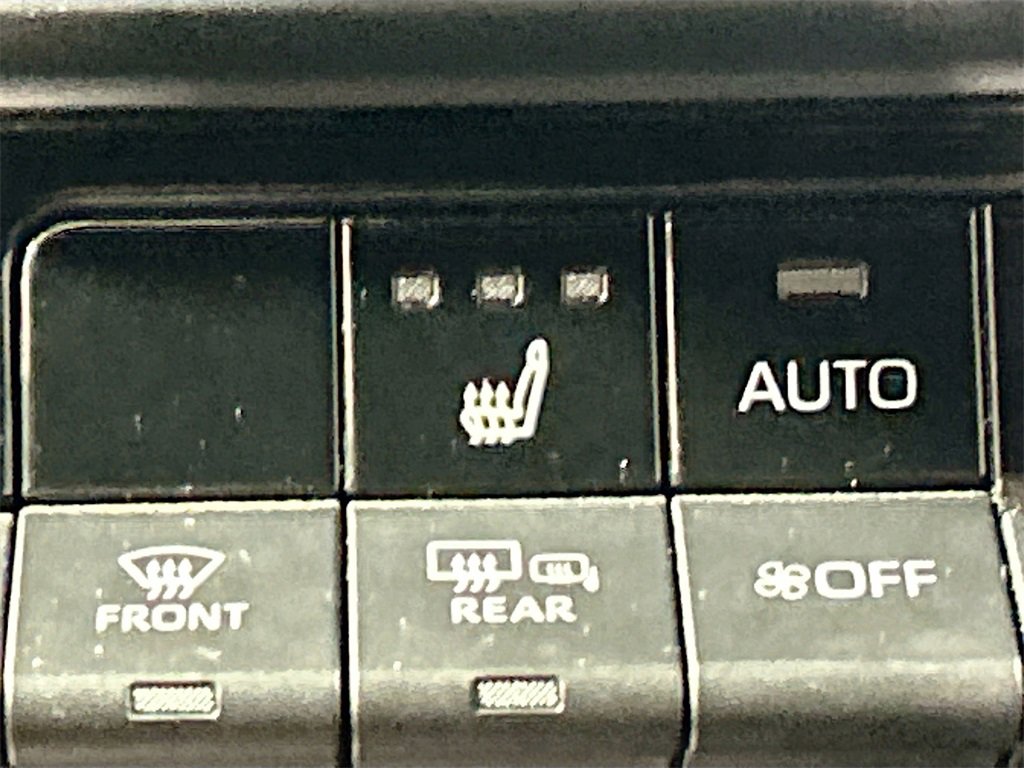 Used 2023 Toyota Crown XLE image 17