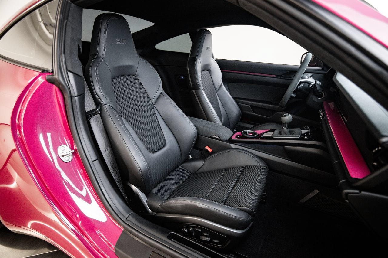 Certified 2023 Porsche 911 Carrera T RWD image 28