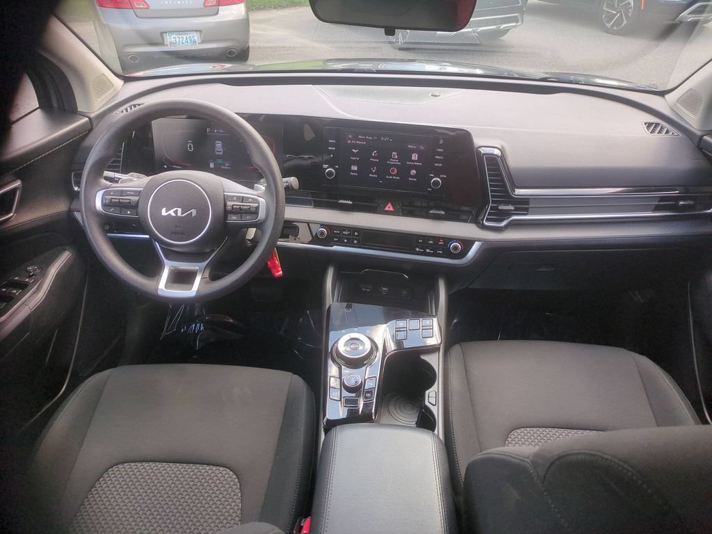 Used 2023 Kia Sportage LX AWD/4WD image 17