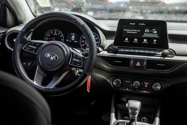 Used 2021 Kia Forte LXS FWD image 13