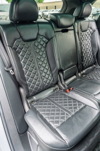 Used 2018 Audi SQ5 Prestige w/ Prestige Package image 40