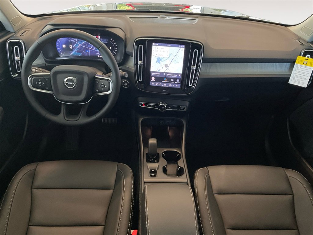 New 2026 Volvo XC40 B5 Core image 10