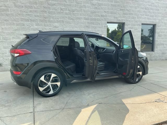 Used 2016 Hyundai Tucson Limited w/ Option Group 03 AWD/4WD image 16
