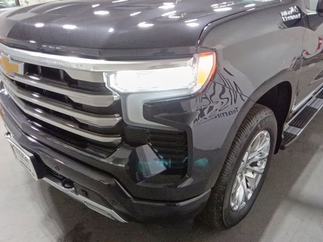 Used 2023 Chevrolet Silverado 1500 High Country w/ High Country Premium Package AWD/4WD image 30