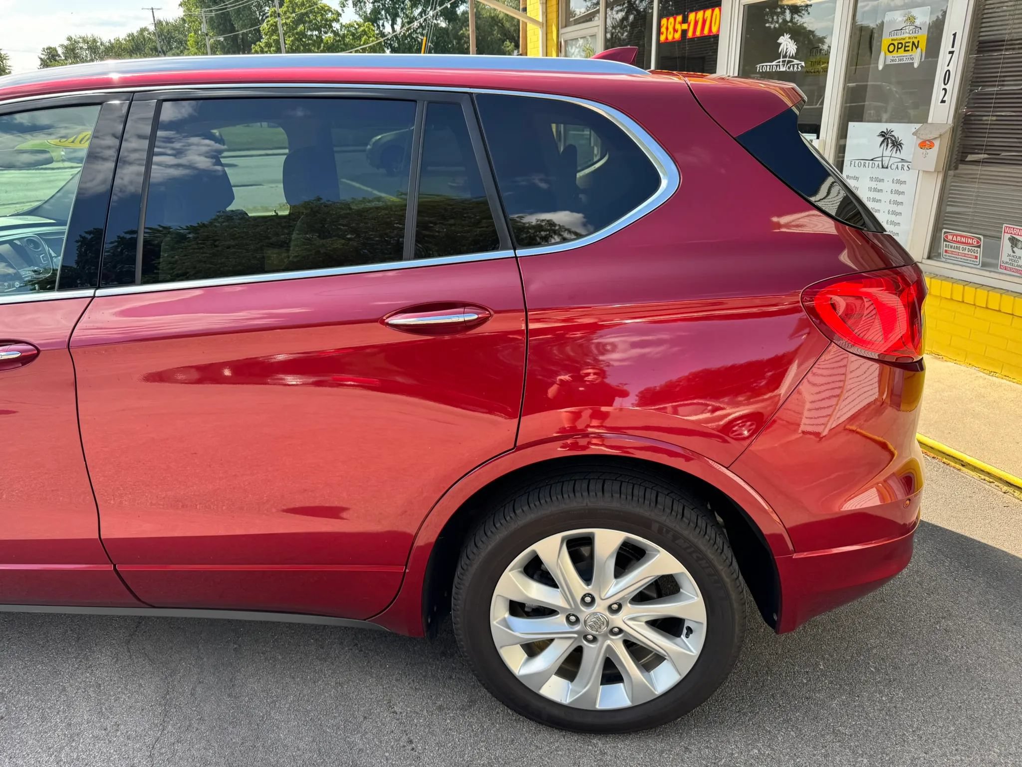 Used 2018 Buick Envision Premium w/ Driver Confidence Package AWD/4WD image 5