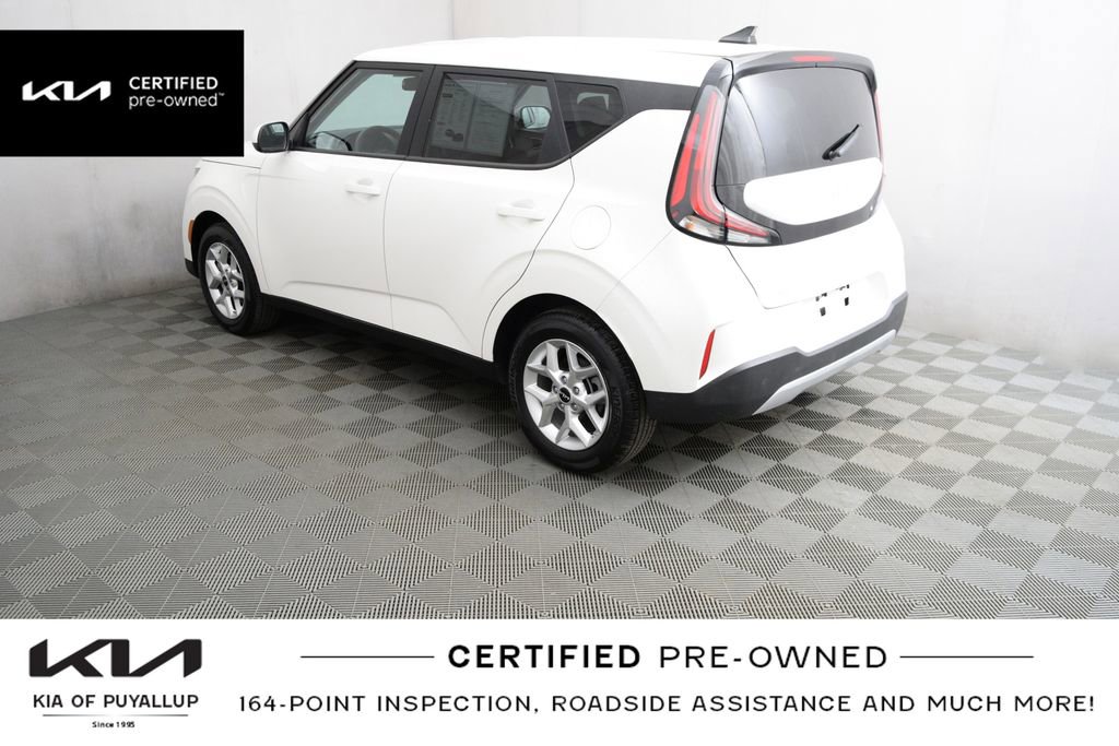 Certified 2025 Kia Soul LX FWD image 8