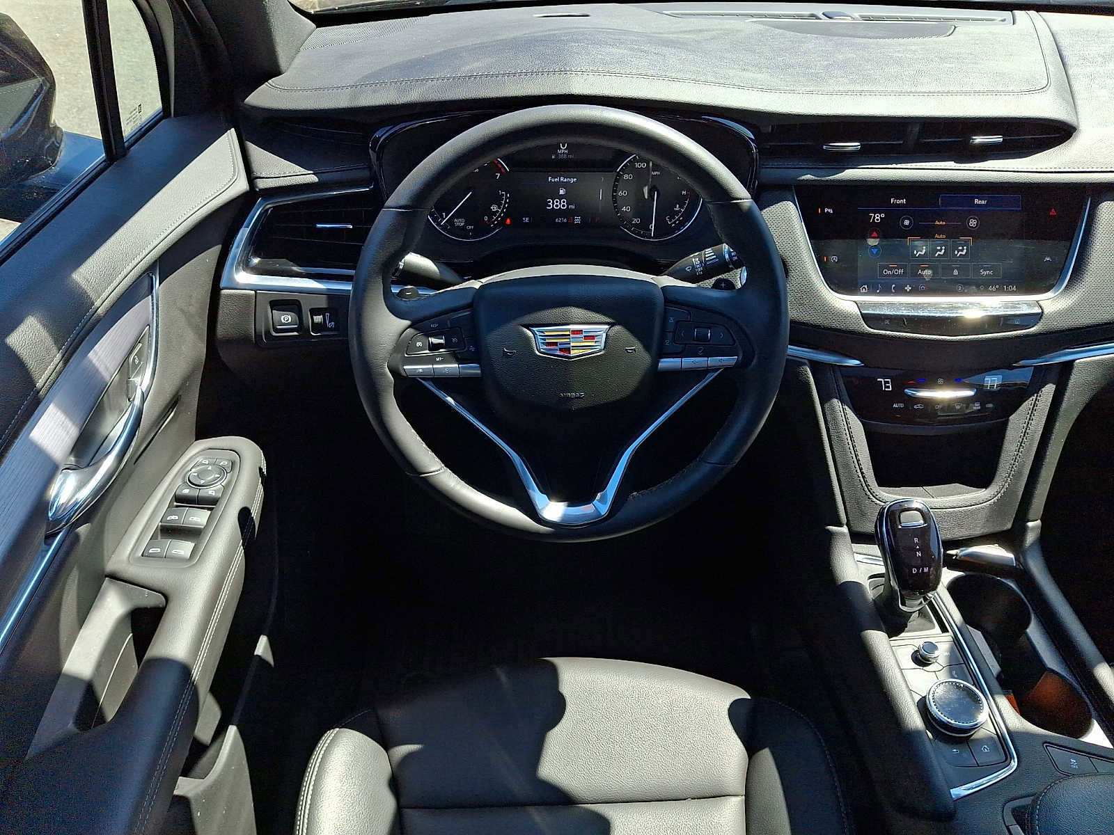 Used 2025 Cadillac XT6 Luxury image 13