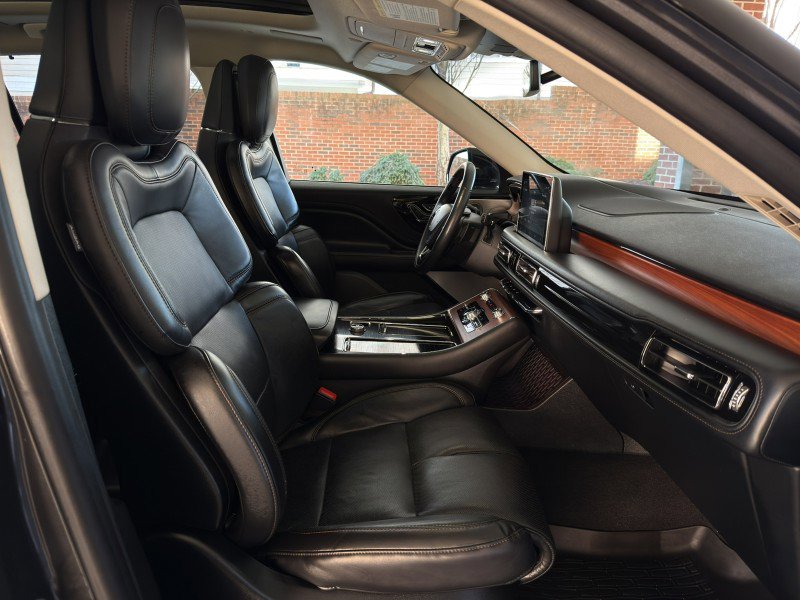 Used 2020 Lincoln Aviator Reserve w/ Equipment Group 202A image 33