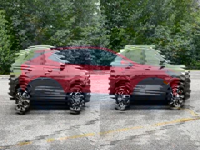 Certified 2023 Buick Encore GX Essence w/ Advanced Technology Package image 2