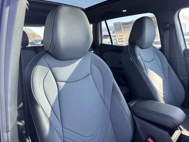 New 2026 Volkswagen Tiguan SE R-Line image 24