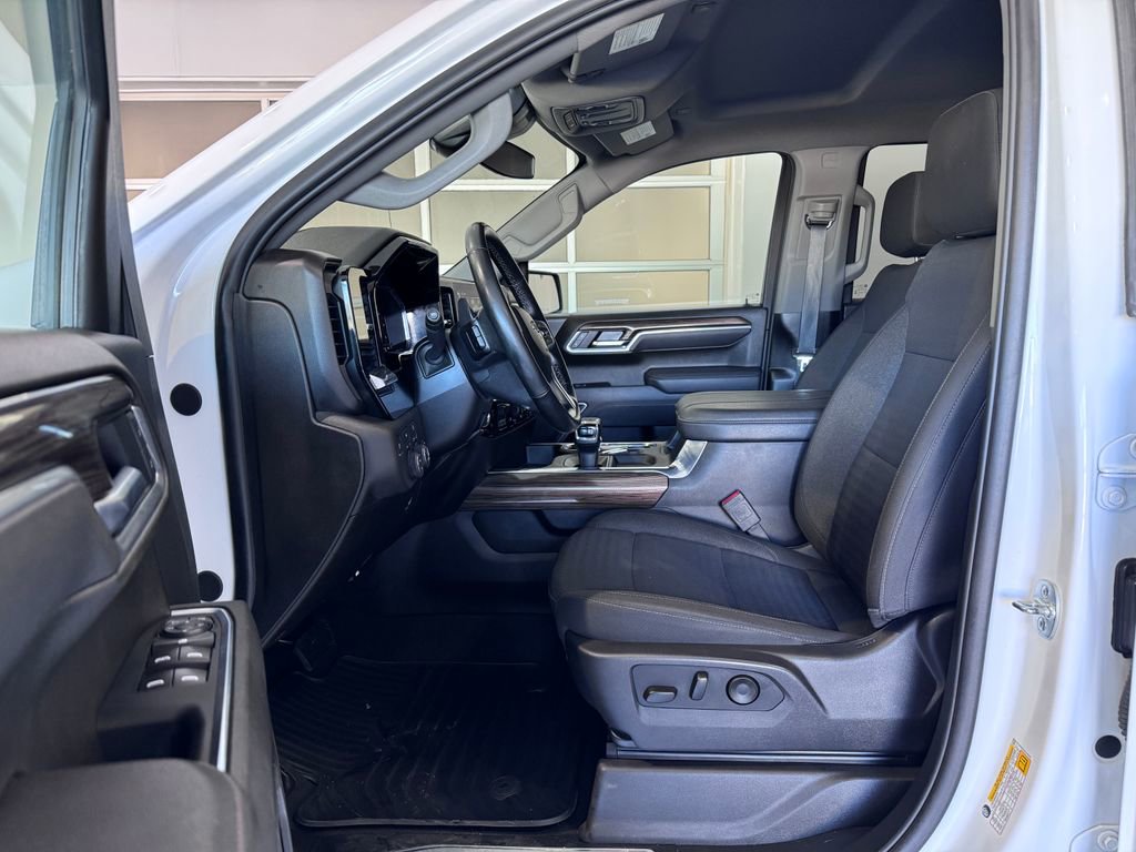 Certified 2025 Chevrolet Silverado 1500 RST image 12