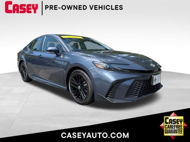 Used 2026 Toyota Camry SE w/ Convenience Package FWD image 1
