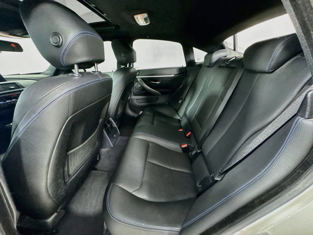 Used 2019 BMW 440i Gran Coupe w/ M Sport Package RWD image 29