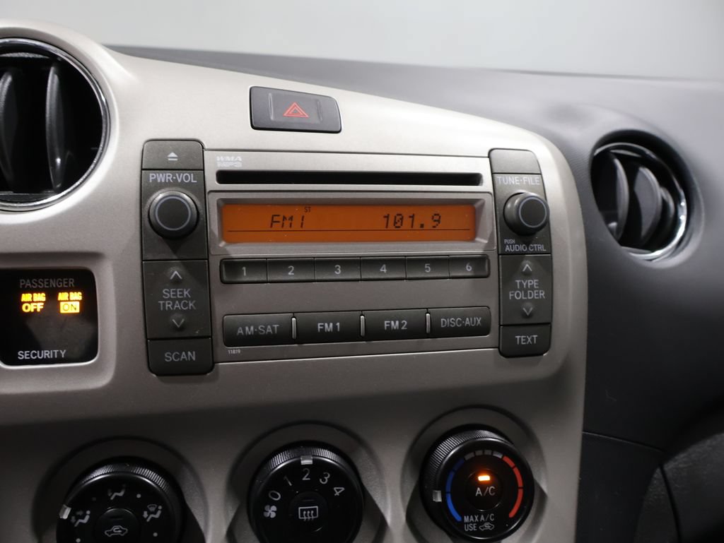 Used 2009 Toyota Matrix FWD image 21
