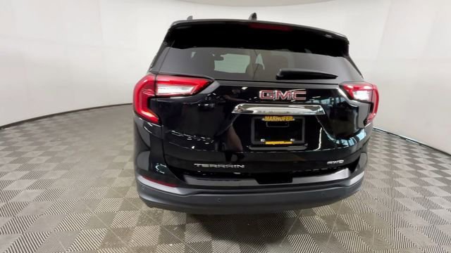 Used 2023 GMC Terrain SLE w/ Driver Convenience Package AWD/4WD image 6