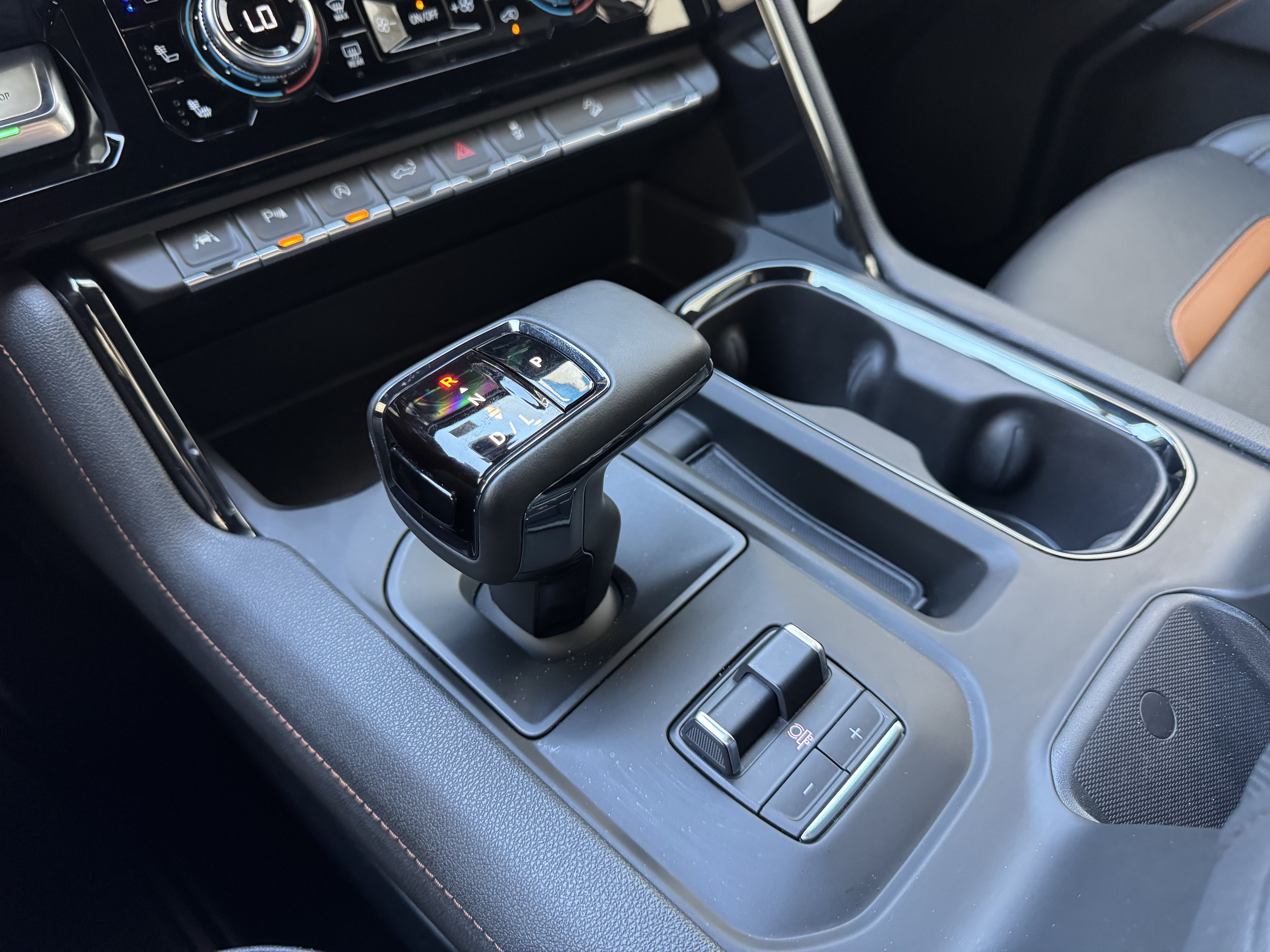 Certified 2025 GMC Sierra 1500 AT4 AWD/4WD image 31