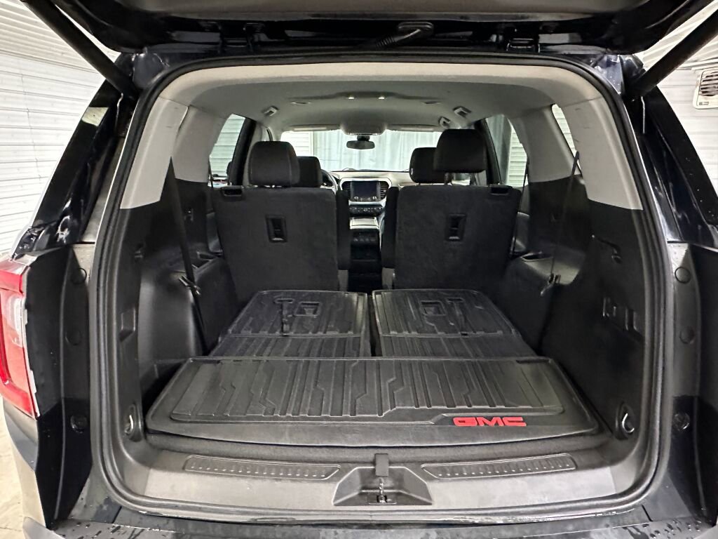 Certified 2022 GMC Acadia SLE w/ Driver Convenience Package image 27