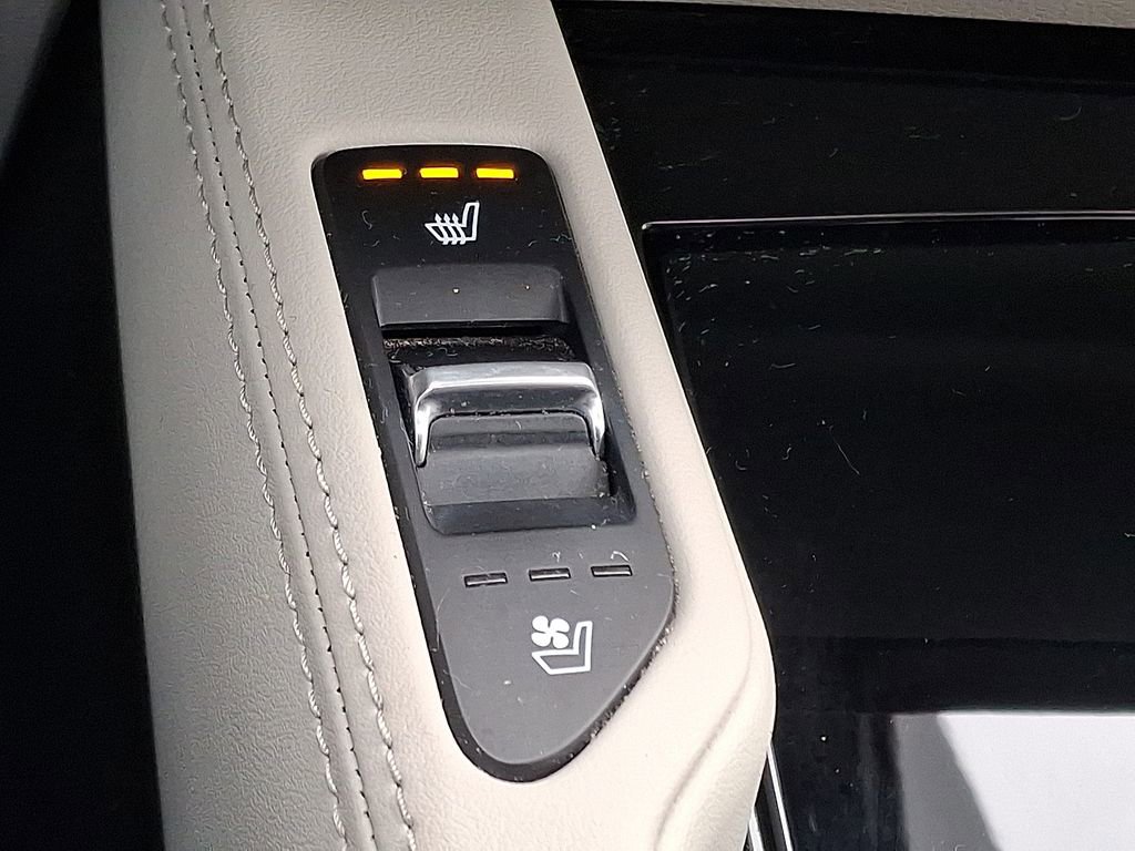 Used 2021 Kia Telluride EX w/ EX Premium Package image 26