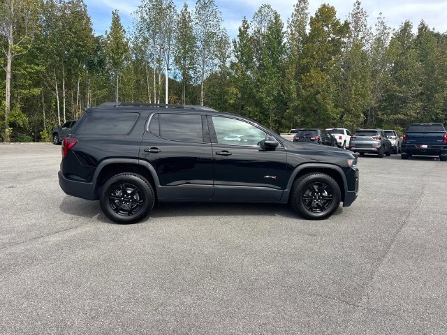 Used 2023 GMC Acadia AT4 w/ Preferred Package AWD/4WD image 3