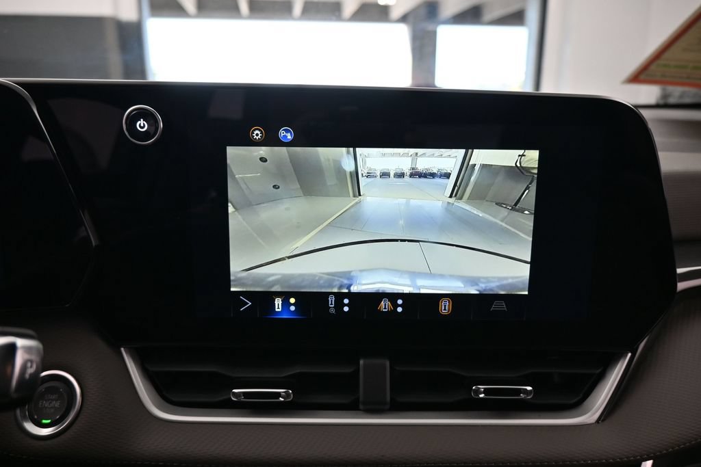 Used 2025 Chevrolet Equinox LT w/ Convenience Package II FWD image 27