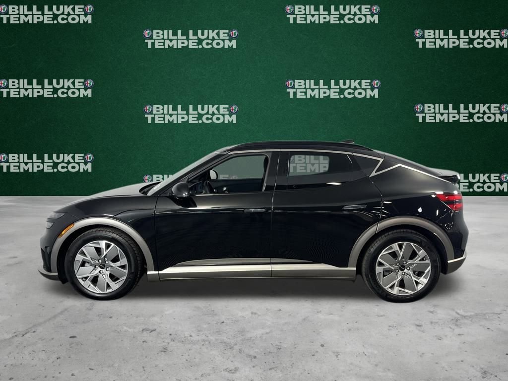 Used 2025 Genesis GV60 RWD image 11