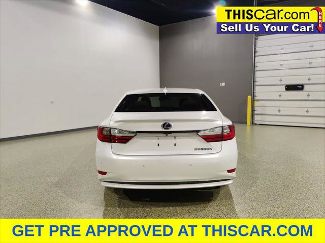 Used 2017 Lexus ES 300h w/ Luxury Package FWD image 7