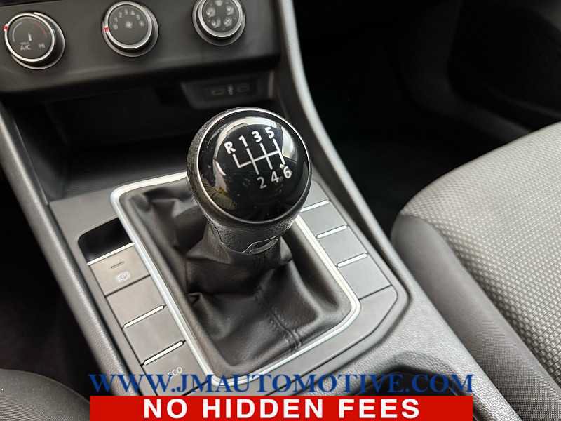 Used 2020 Volkswagen Jetta S w/ Driver Assistance Package FWD image 31