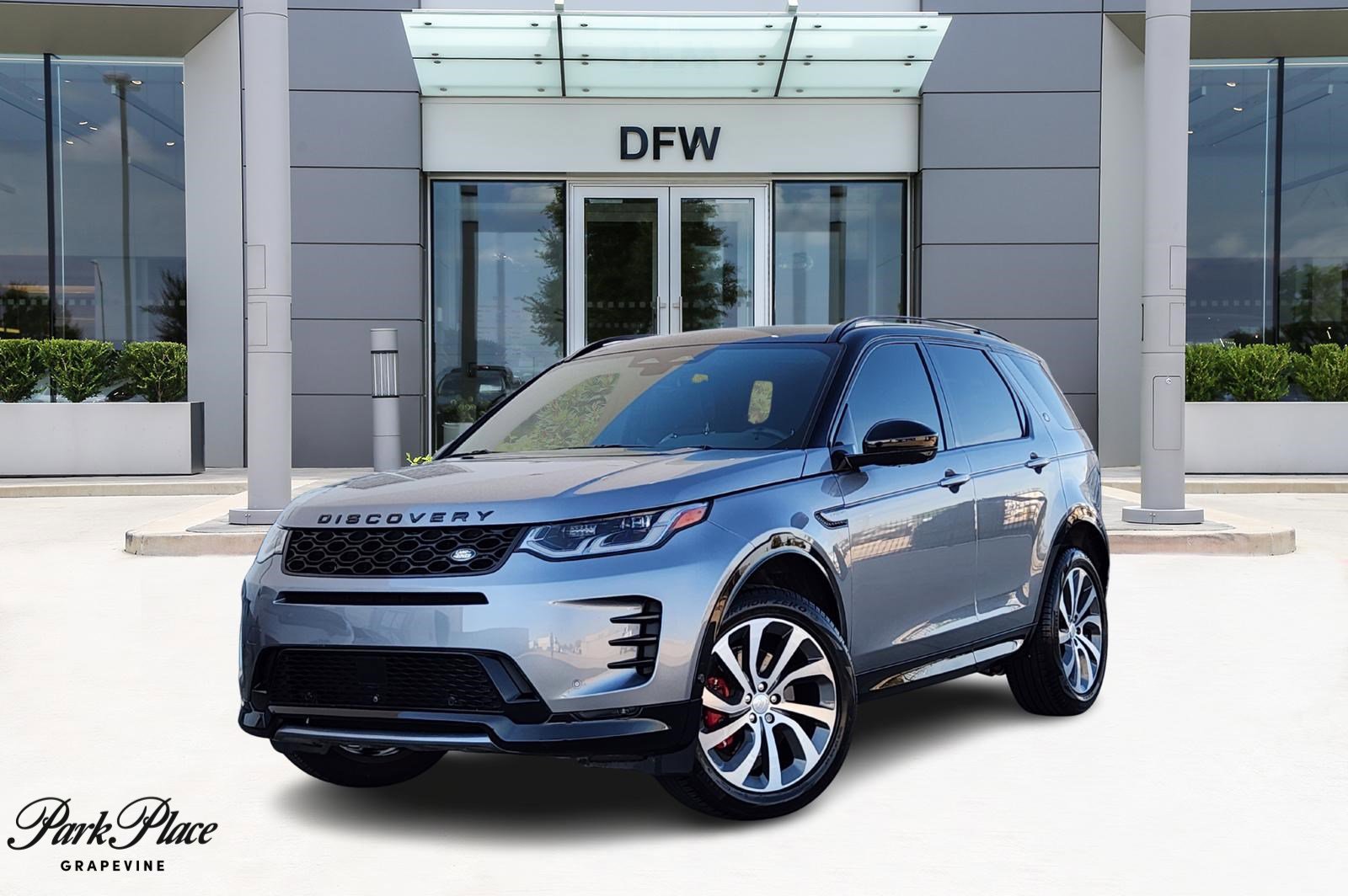 Used 2025 Land Rover Discovery Sport Dynamic SE