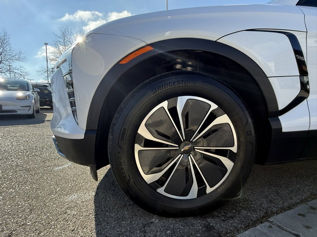 Used 2024 Chevrolet Blazer EV LT image 30