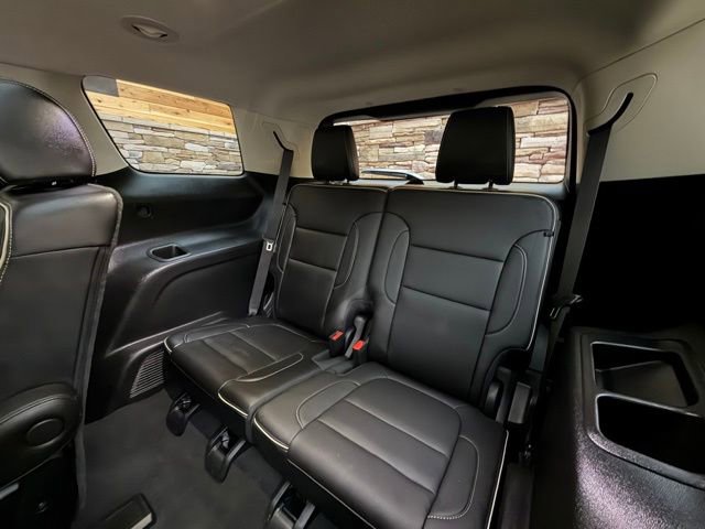 Used 2023 GMC Acadia Denali w/ Denali Ultimate Package AWD/4WD image 37