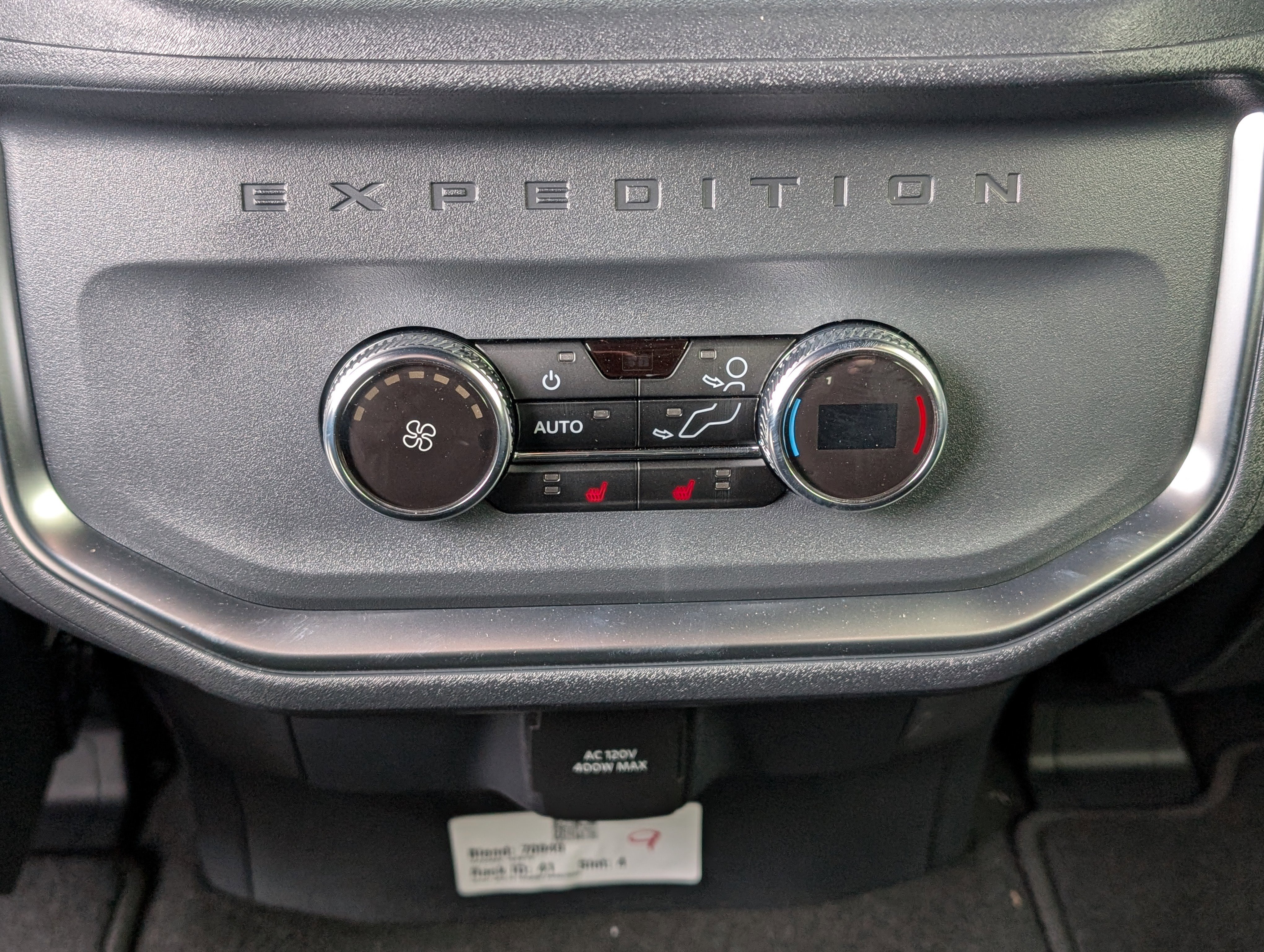 New 2026 Ford Expedition Max Platinum w/ Stealth Appearance Package image 13