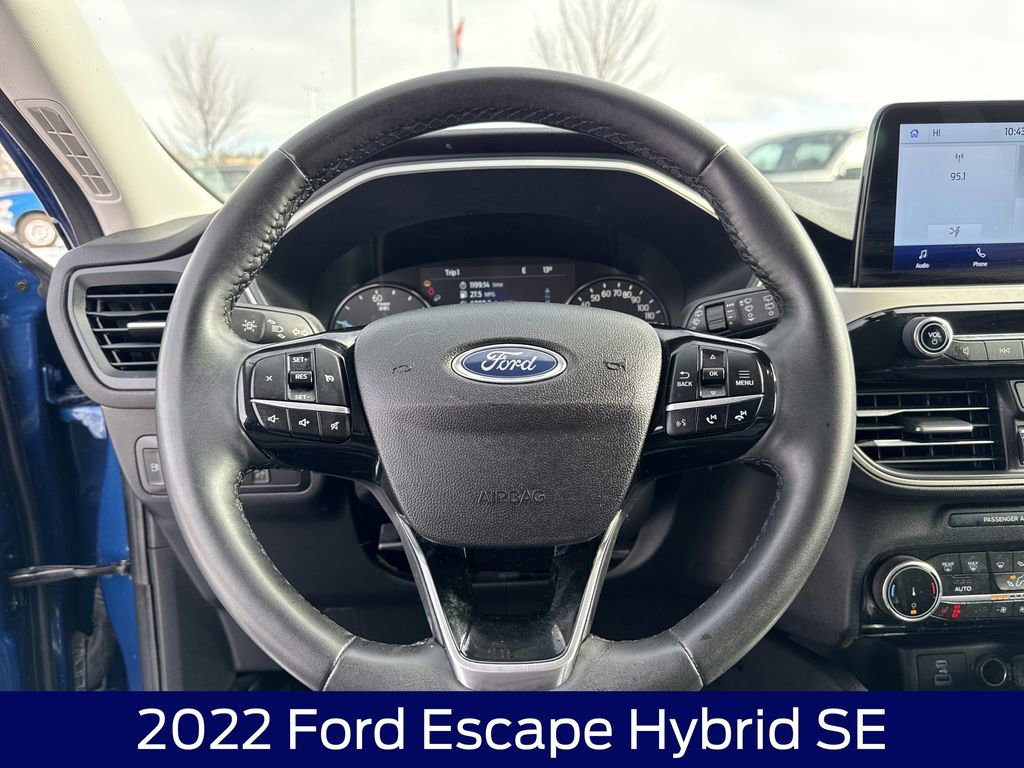 Used 2022 Ford Escape SE w/ Cold Weather Package image 17