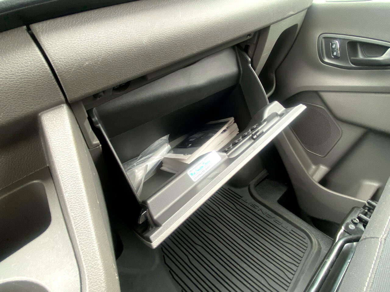 Used 2022 Ford Transit 250 Low Roof AWD image 36