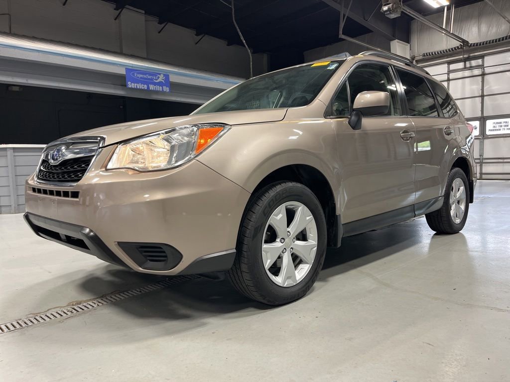 Used 2016 Subaru Forester 2.5i Premium w/ All-Weather Package AWD/4WD image 3