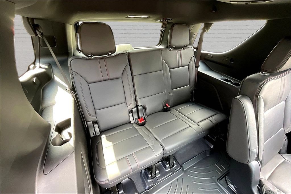 Used 2025 Chevrolet Tahoe RST w/ Comfort Package AWD/4WD image 26